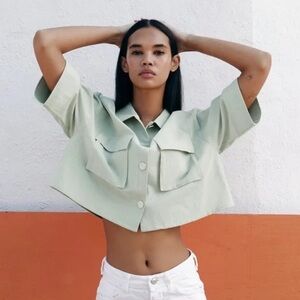 Cropped Boxy Short Sleeve Button Up Top